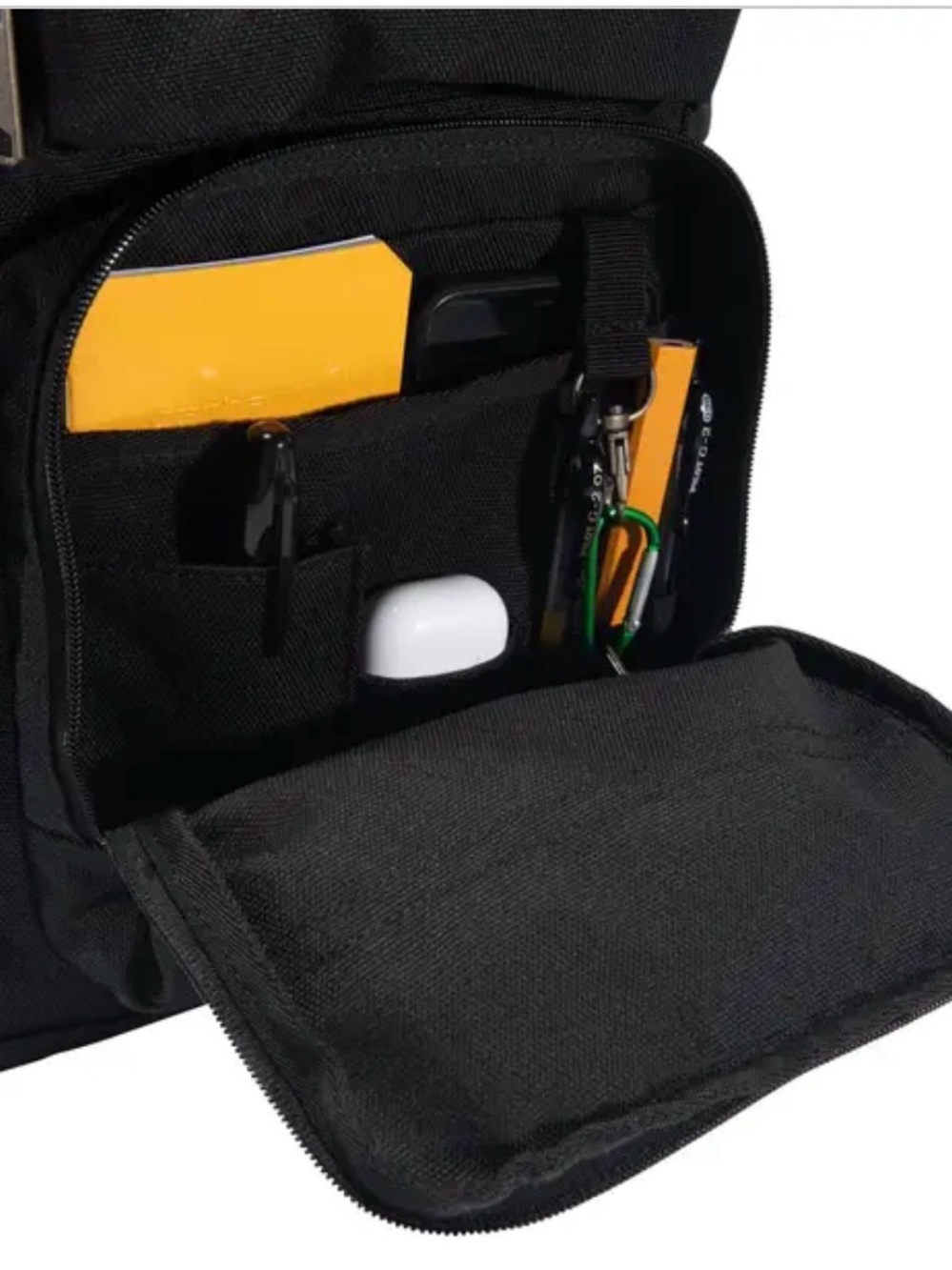 CARHARTT INSULATED 24 CAN TWO COMPARTMENT COOLER
BACKPACK - Picture 3 of 6
